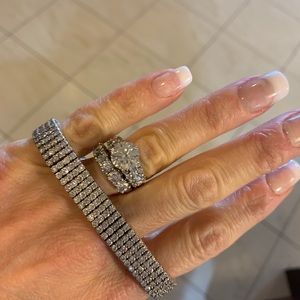 Bracelet genuine diamonds. 9 carats 14 karat gold